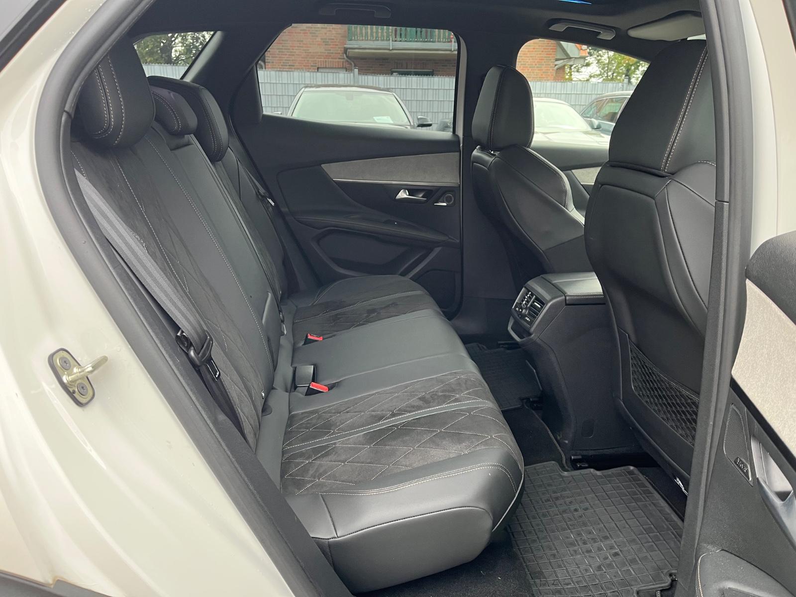 Peugeot 3008 GT 2.0 HDI Blue Panorama-Dach Automatik