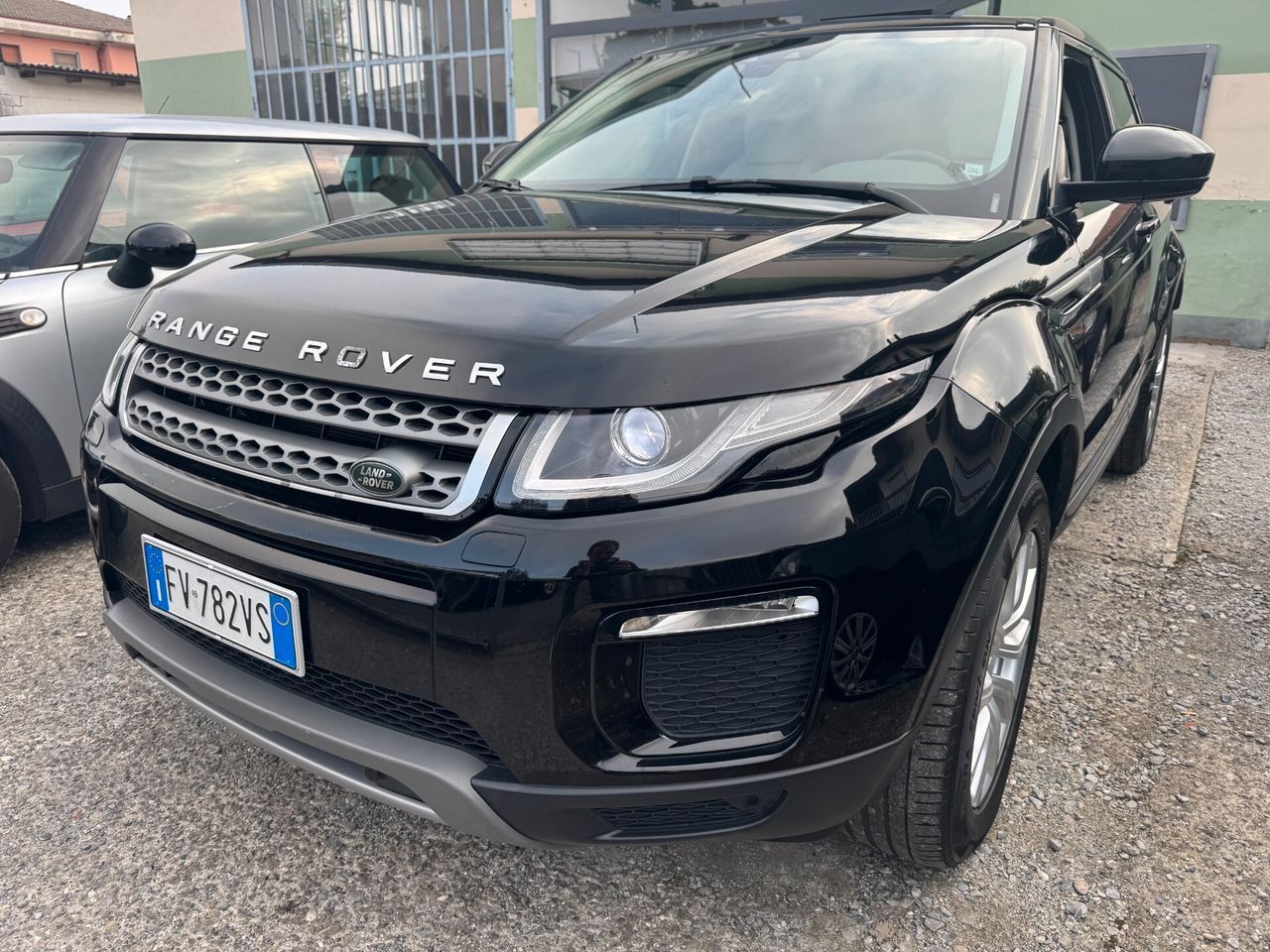 Land Rover Range Rover Evoque 2.0 TD4 4x4 Auto F imagem 2