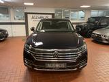 Volkswagen Touareg 3.0 V6 Elegance EHybrid Leder,AHK,Memory - Volkswagen Touareg Elegance mit Hybrid-Antrieb (Benzin/Elektro)