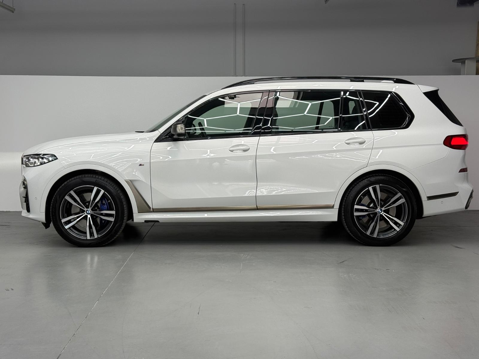 BMW X7 M50i xDrive V8 2.HD*PANO*ACC*HEAD-UP*H/K*LUF