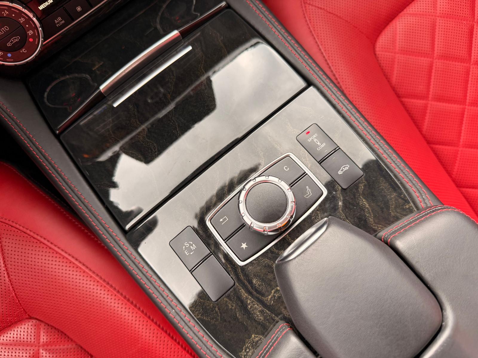 Mercedes-Benz CLS 500 AMG 4M  360° DESIGNO BEAM S.DACH MASSAGE