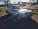 Mercedes-Benz Mercedes Benz W 124  300 D Turbo - Mercedes-Benz 300 300d turbo mit Diesel-Antrieb