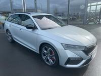 Skoda Octavia Combi 2,0TSi RS 19"Leder AHK Canton HUD