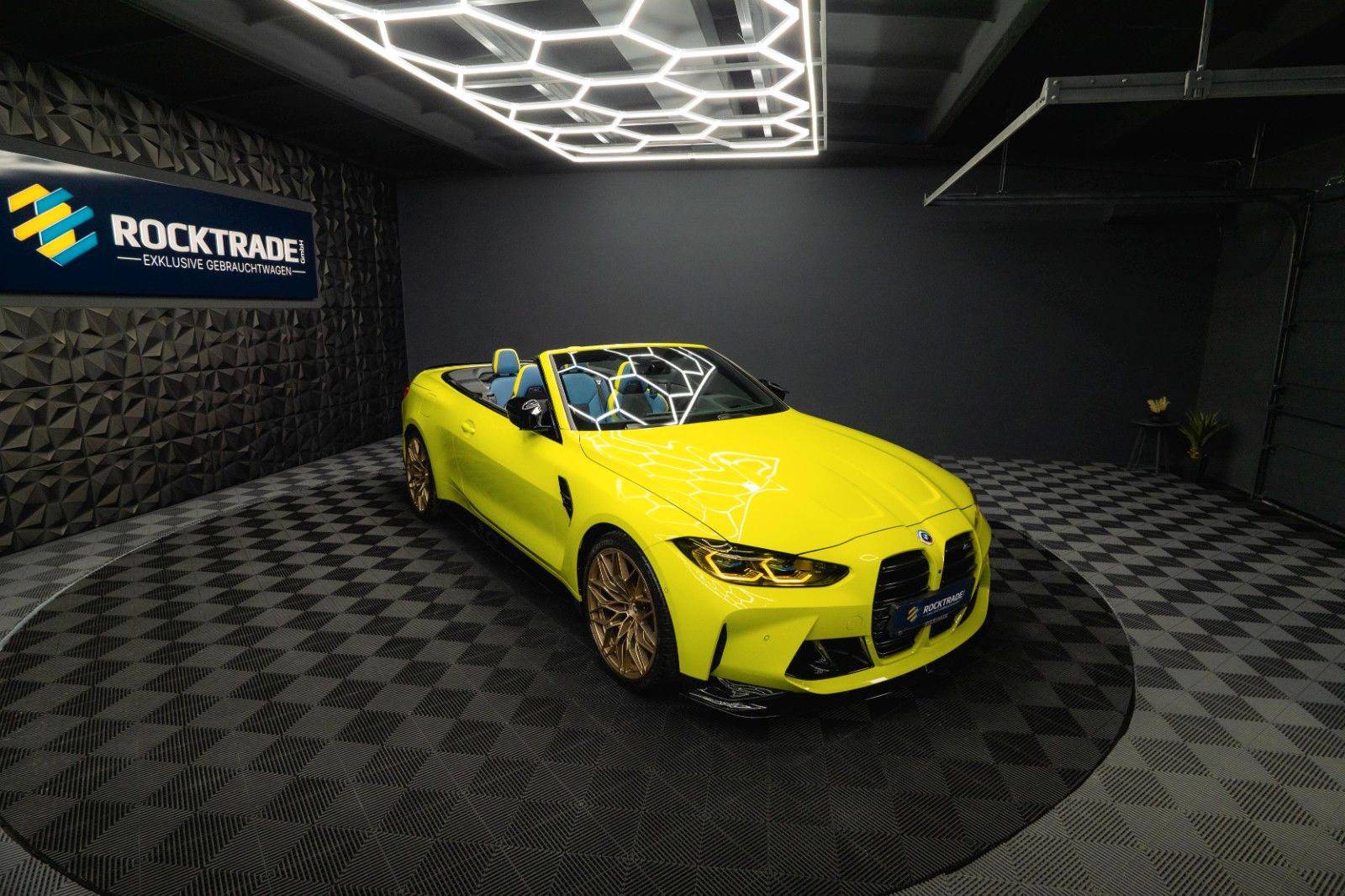 Fahrzeugabbildung BMW M4 Cabrio xDrive Competition AC Schnitzer LASER