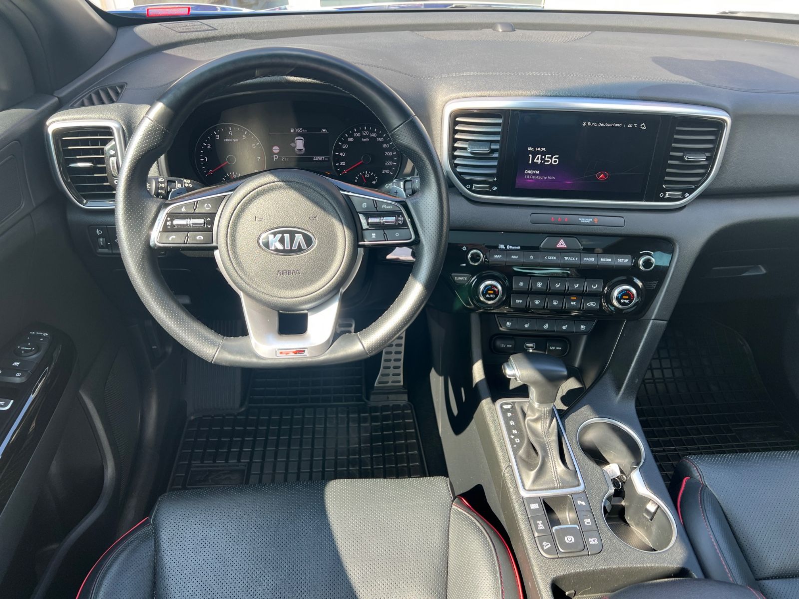 Fahrzeugabbildung Kia Sportage 1.6 T-GDI AWD DCT GT LINE