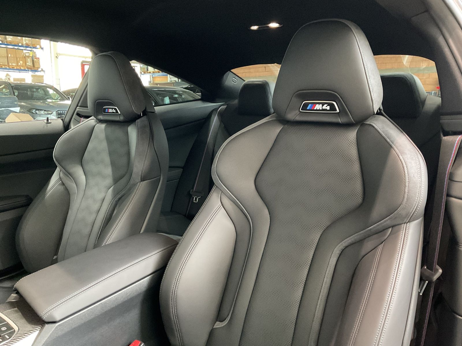 Fahrzeugeinzelansicht 11 Fahrzeugabbildung BMW M4 Competition |Carbon Fibre |Harman Kardon |M S