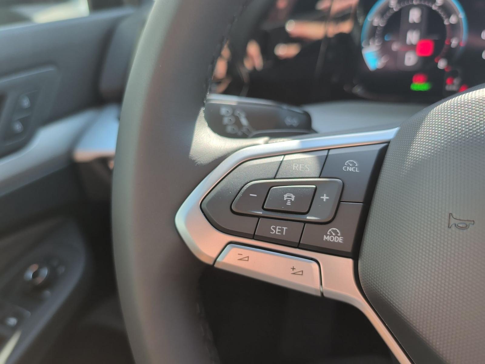 Volkswagen Golf VIII eTSI DSG Life ACC+Kamera+ParkAss+Keyle, миниатюра 19