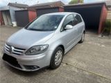 Volkswagen VW GOLF V PLUS 1.6 FSI Klimaautomatik/SHZ/... - Volkswagen Golf: V Fsi