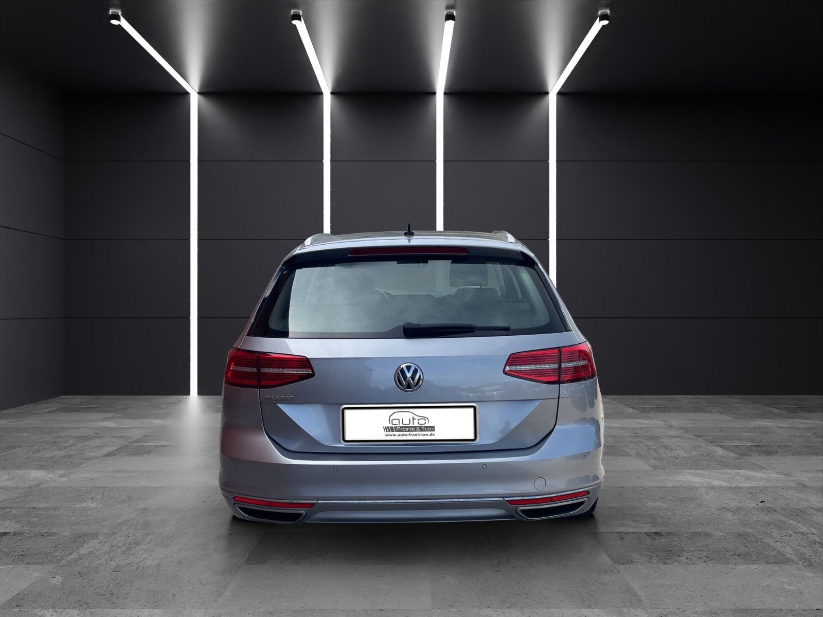 Fahrzeugabbildung Volkswagen Passat Variant Highline/1.Hand/Navi/Kamera/Shz