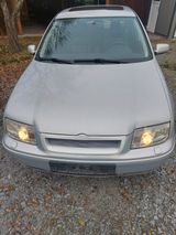 Volkswagen Bora 2.0 Basis Basis - Volkswagen Bora: Basis