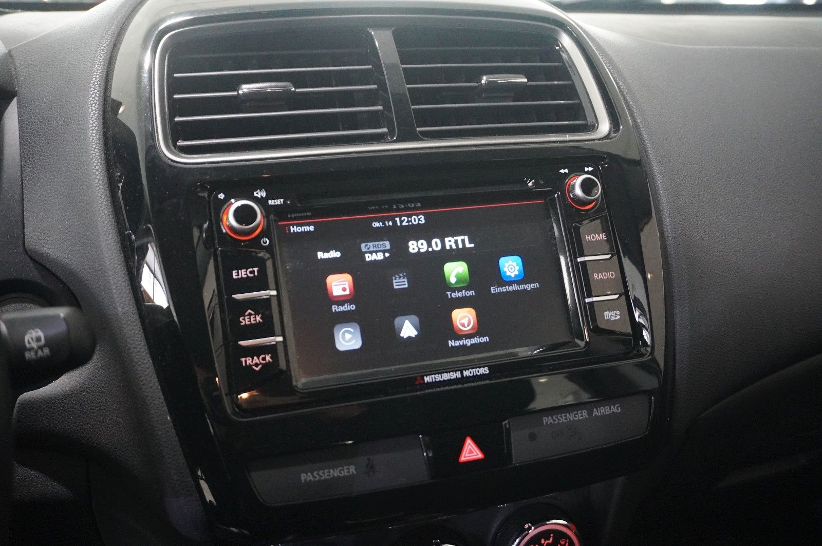 Fahrzeugabbildung Mitsubishi ASX 1.6 EDITION 2WD NAVI/LED/KAMERA/SHZ/TEMP/DAB