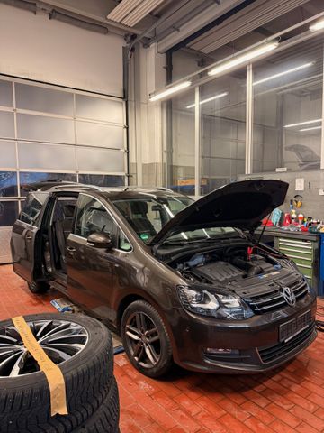 Sharan Cup 2.0 TDI 4Motion 6-Gang*7Sitz*AHK*