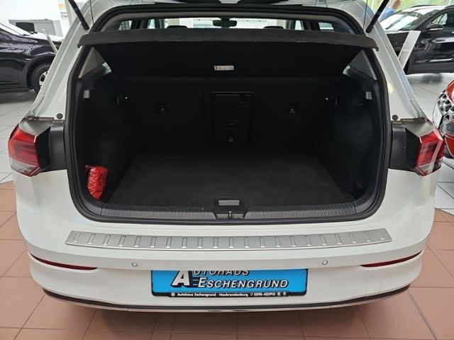 Fahrzeugabbildung Volkswagen Golf 1.0 TSI Active NAVI ACC SHZ RFK GJR