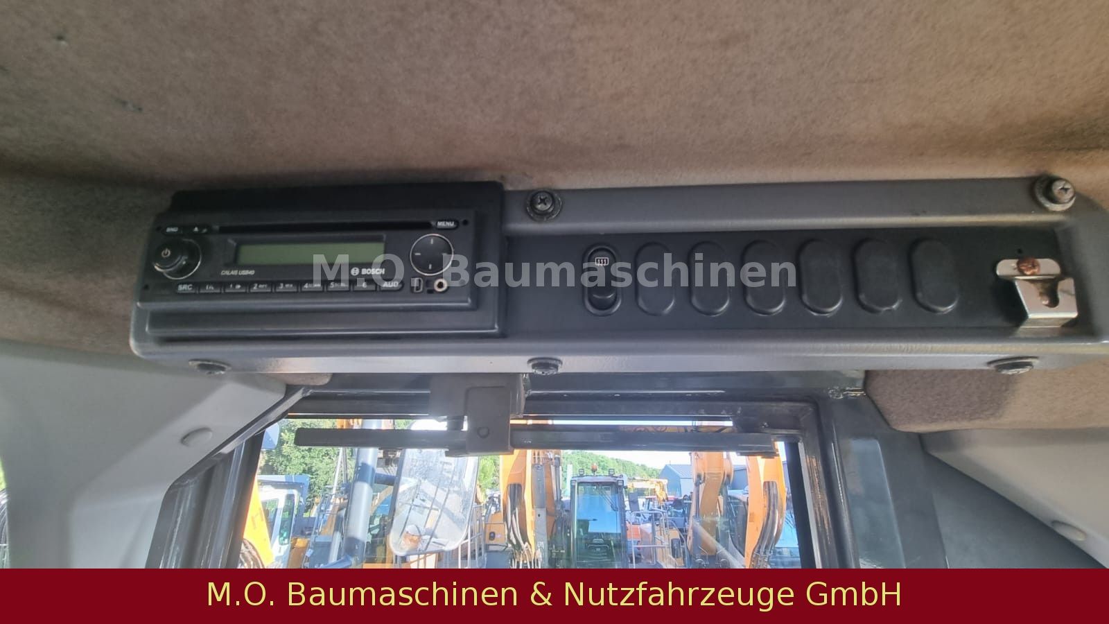 Fahrzeugabbildung Komatsu WA 470-8 / ZSA / Waage / AC/