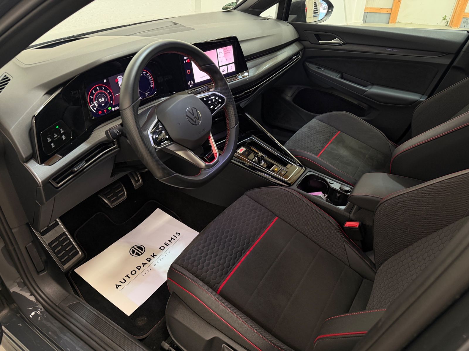 Volkswagen Golf VIII Lim. GTI Clubsport/HUD/KAMERA/SHZ/LHZ foto 8