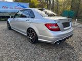 Mercedes-Benz C 63 AMG Performance Package - Mercedes-Benz C 63 AMG: Performance
