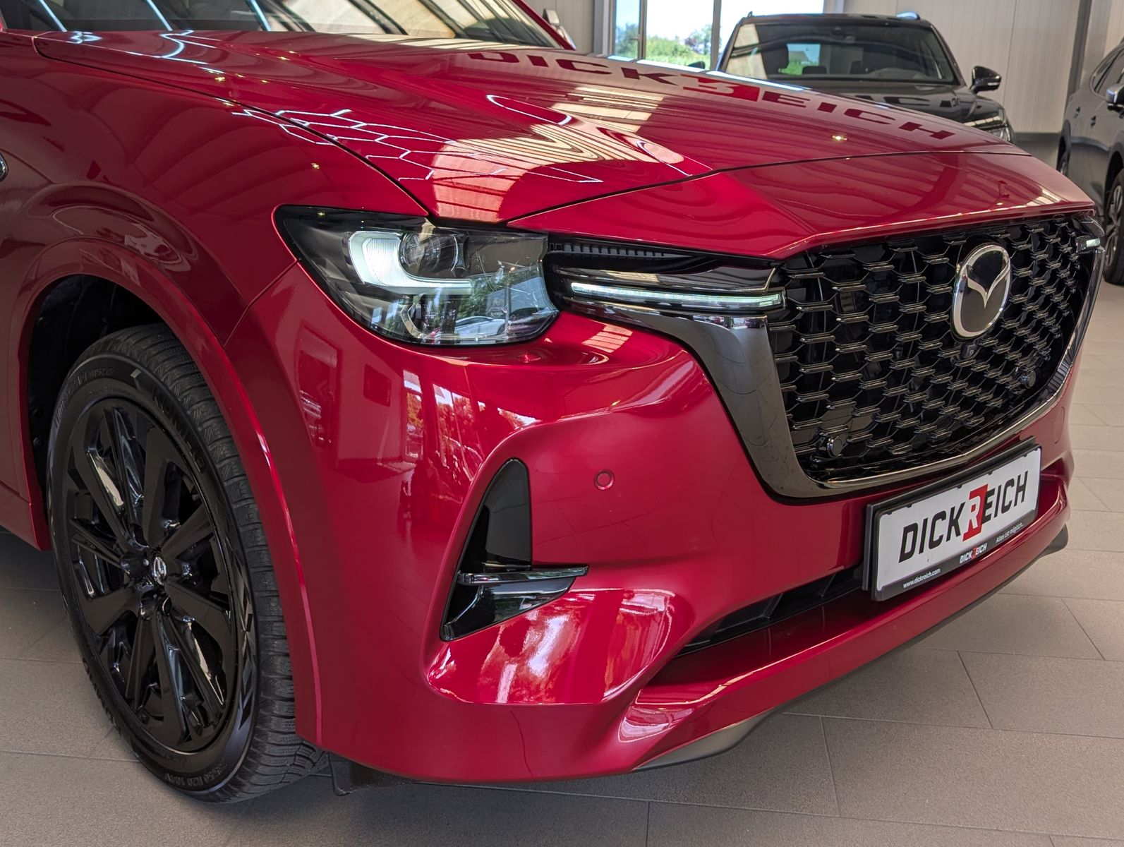 Fahrzeugabbildung Mazda CX-60 2.5L e-SKYACTIV PHEV 327 Homura+ Pano Bose