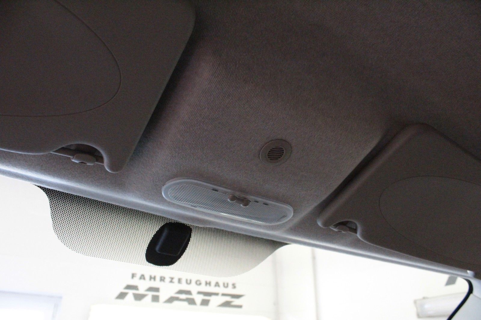 Fahrzeugabbildung Renault Kangoo E-TECH  ZE 33  100 % elektrisch
