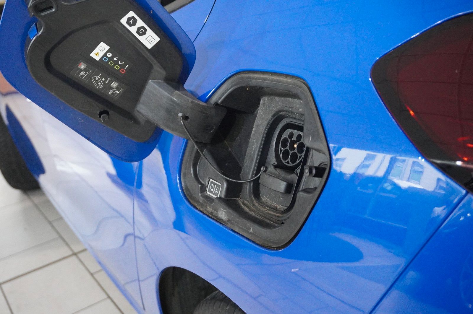 Fahrzeugabbildung Opel Corsa-e F 7KW EDITION NAVI/KAMERA/VIRTU/PDC/DAB+