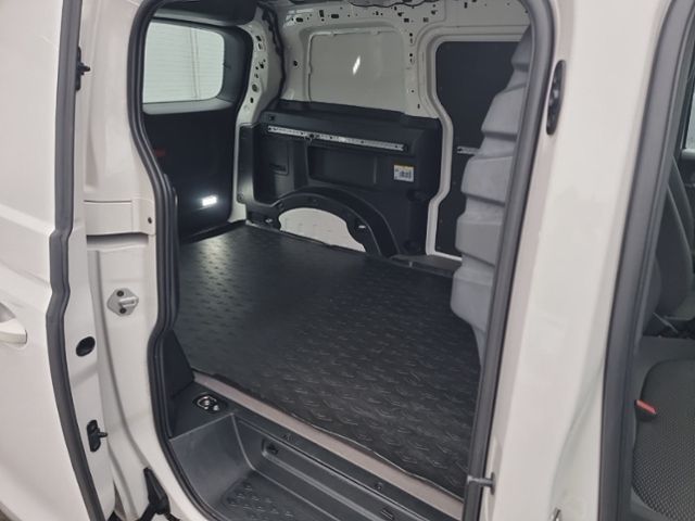 Fahrzeugabbildung Volkswagen ID.Buzz Cargo 77KWH AHK EL.HECKKLAPPE KAMERA TRA