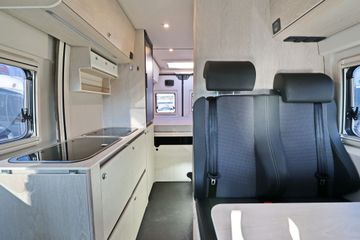 Fahrzeugabbildung Tourne Tourne 6.0 BLACK EDITION | LAGER