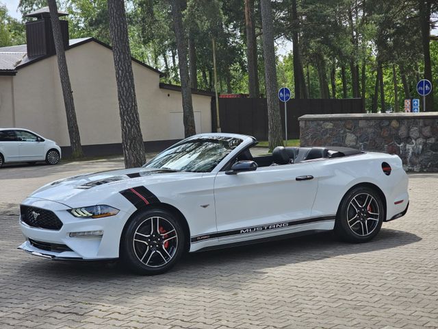 Ford Mustang Cabrio