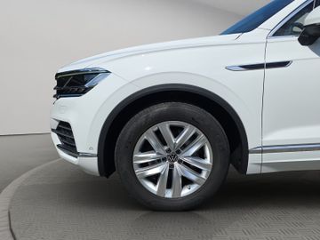 Volkswagen Touareg - 8