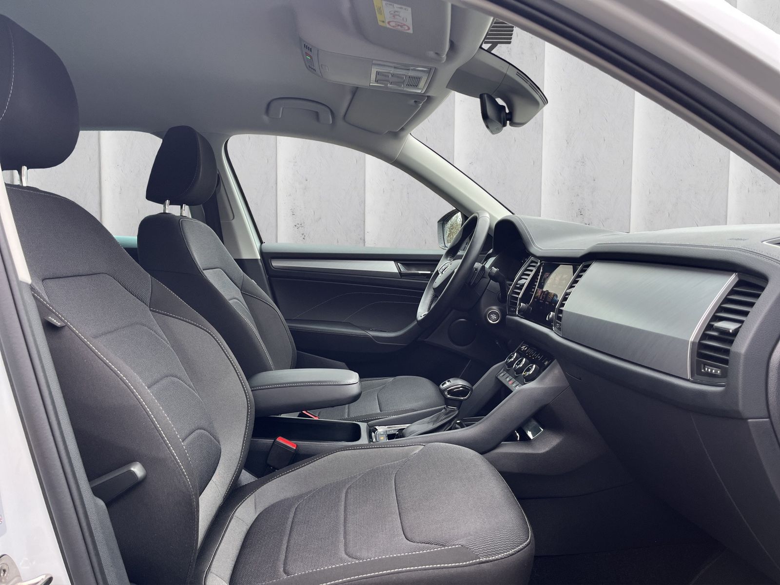 Fahrzeugabbildung SKODA Kodiaq 1.5l DSG*Matrix*7-Sitzer*Kamera*PDC*