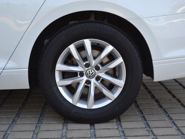 Passat Variant 2.0 TDI DSG Business LED/NAVI+VZE
