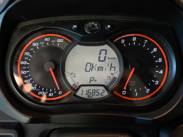 Fahrzeugbild 14