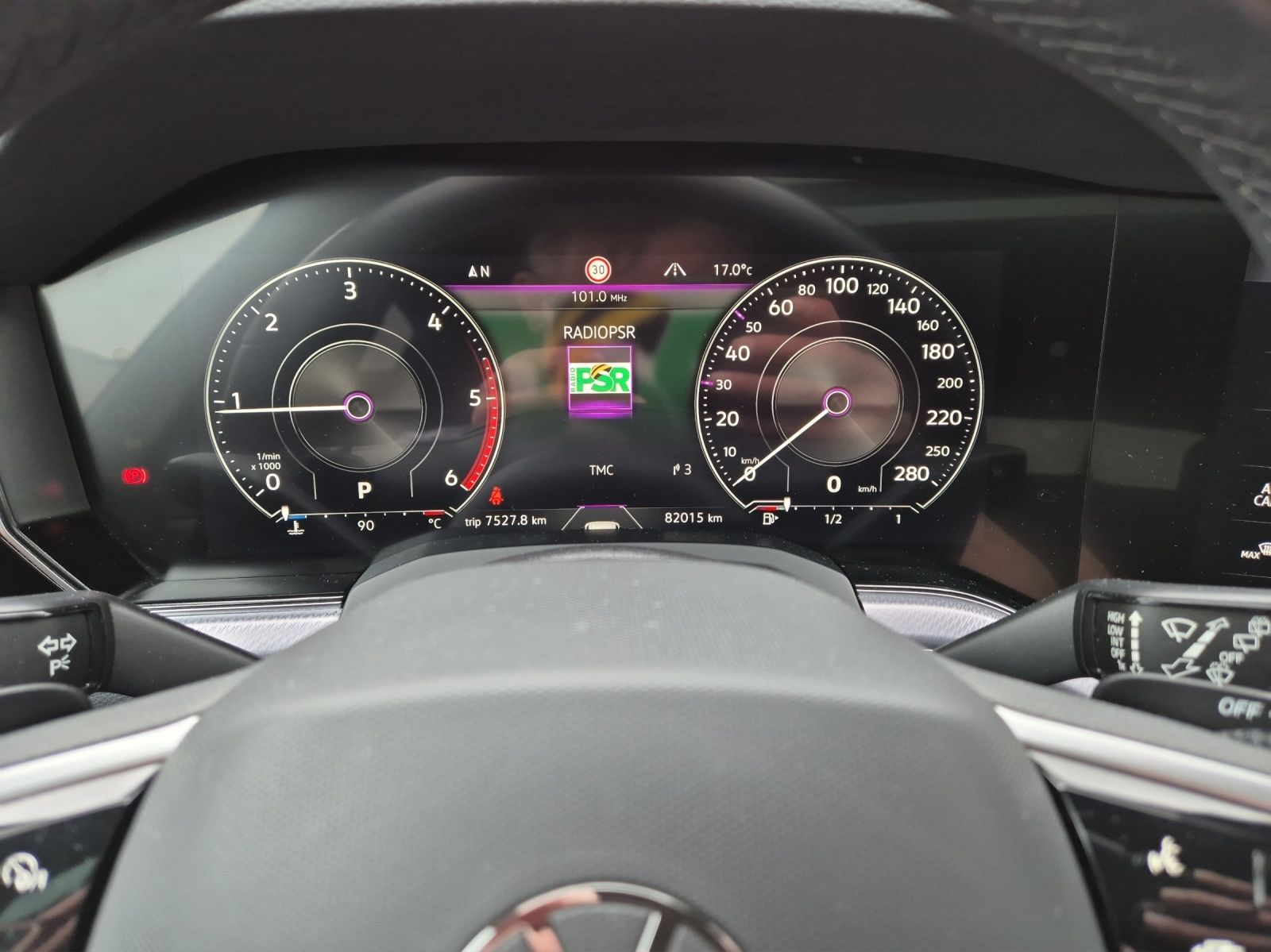 Fahrzeugabbildung Volkswagen Touareg TDI R-Line 4M Matrix Luft Navi Pano Lede