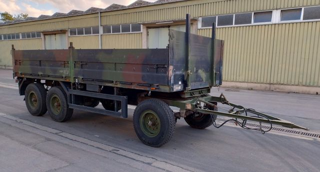 Schmitz Cargobull EX Bundeswehr 10 t 3 Achsen BWB2300228 Tarnfleck