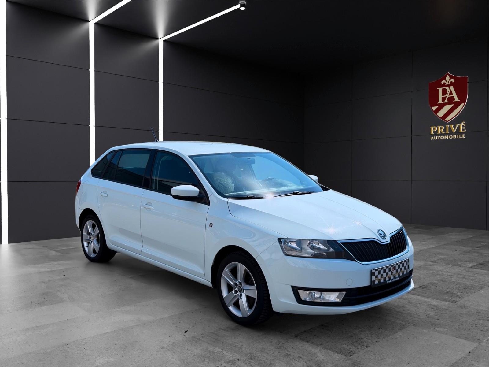 Skoda Rapid Spaceback Drive 1.Hand~PDC~Sitzheuzung~TOP