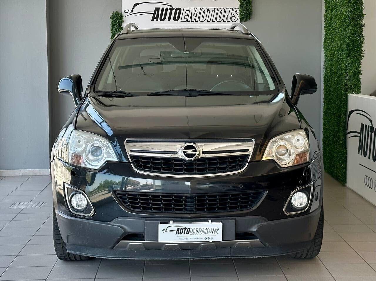 Opel Antara 2011 — rear view