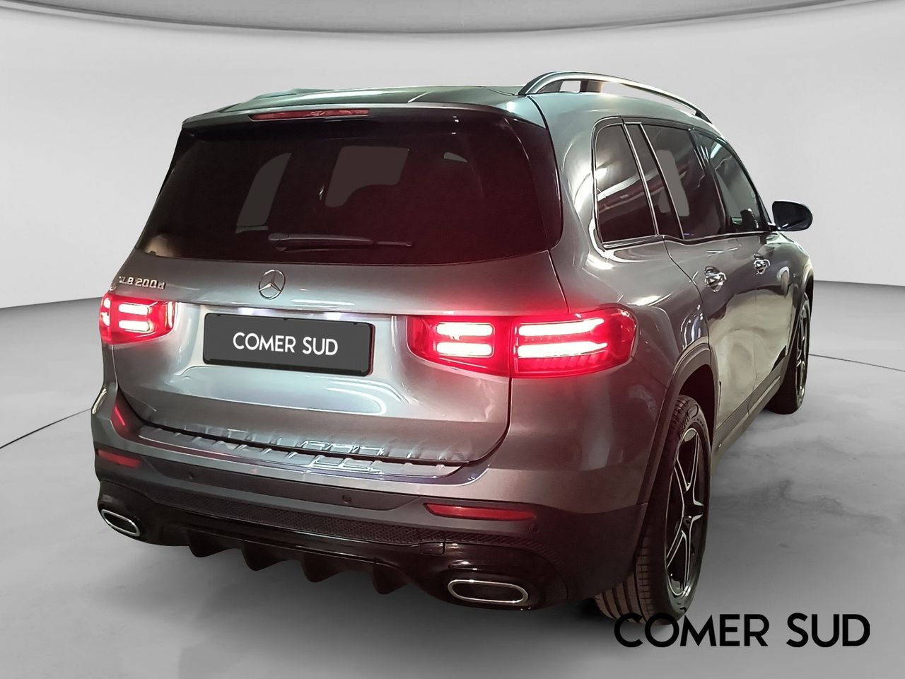 Mercedes-Benz GLB - X247 2023 - GLB 200 d AMG Li imagem 3