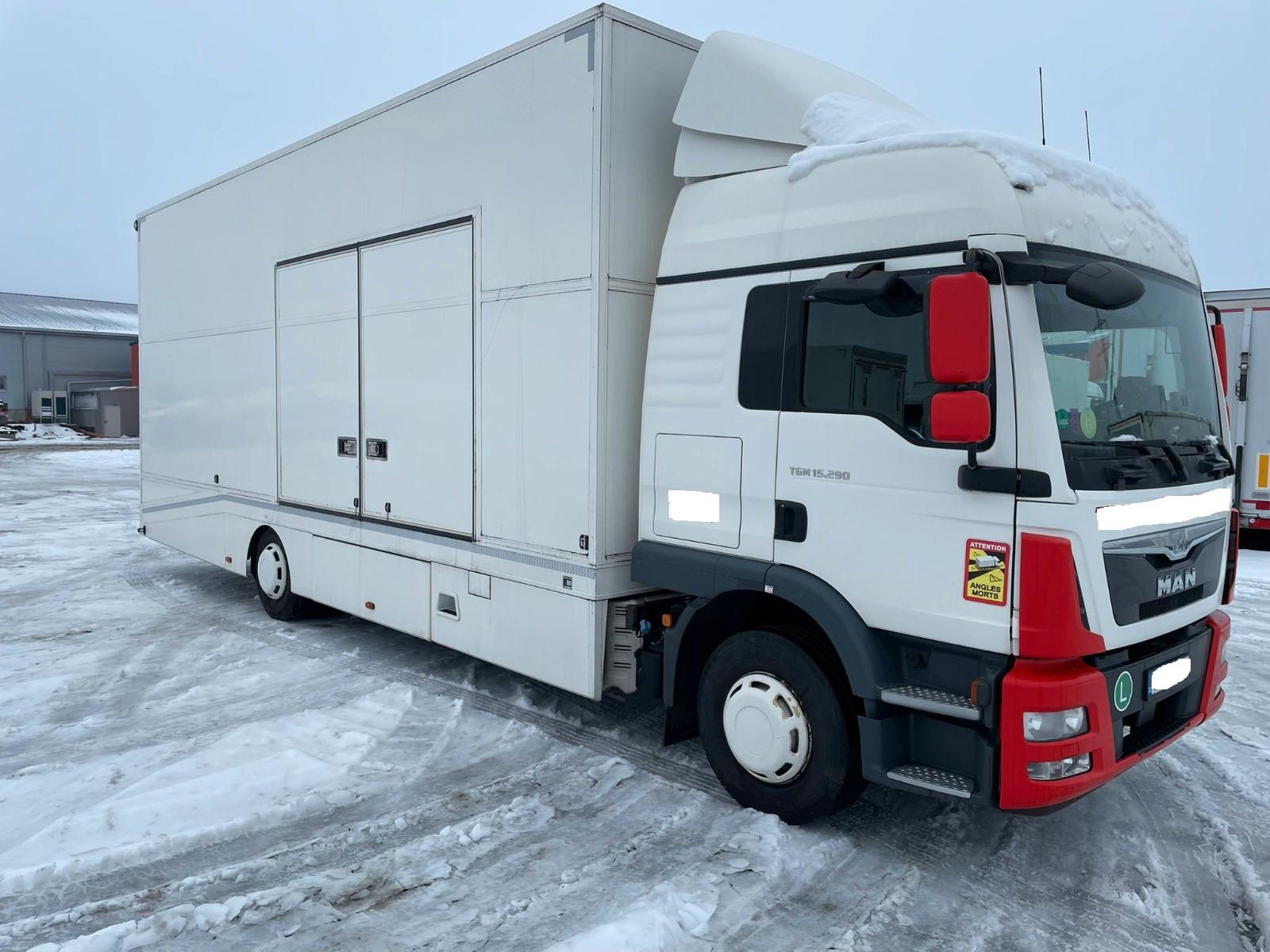 MAN 15.290 Moetefindt   2 PKW