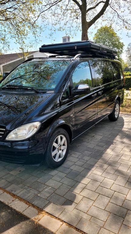 Image of Mercedes-Benz Viano