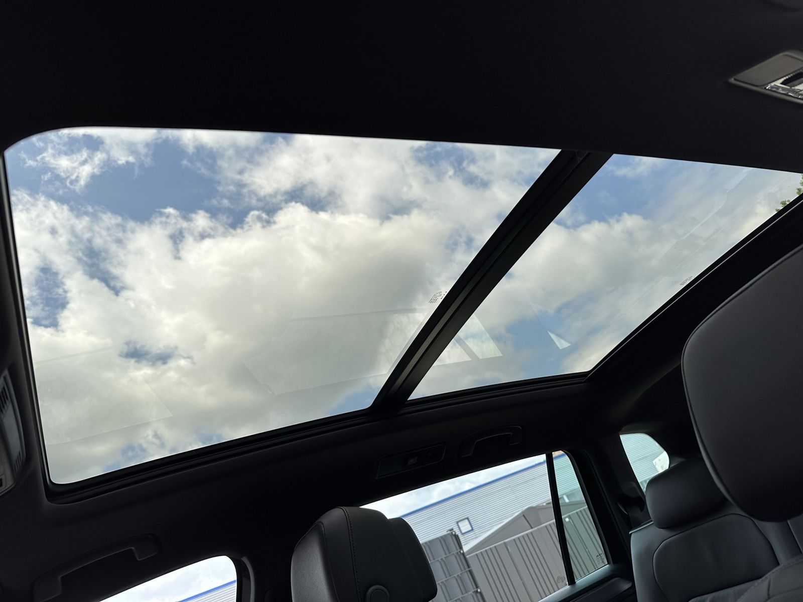 Fahrzeugabbildung SEAT Tarraco 2.0 TDI DSG FR 7-SItzer NAV+LED+AHK+PANO