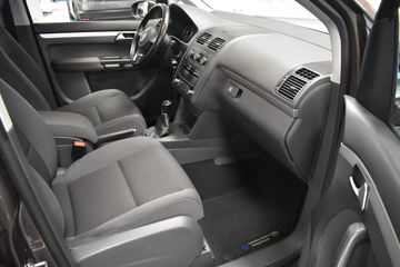 Volkswagen Touran - 7