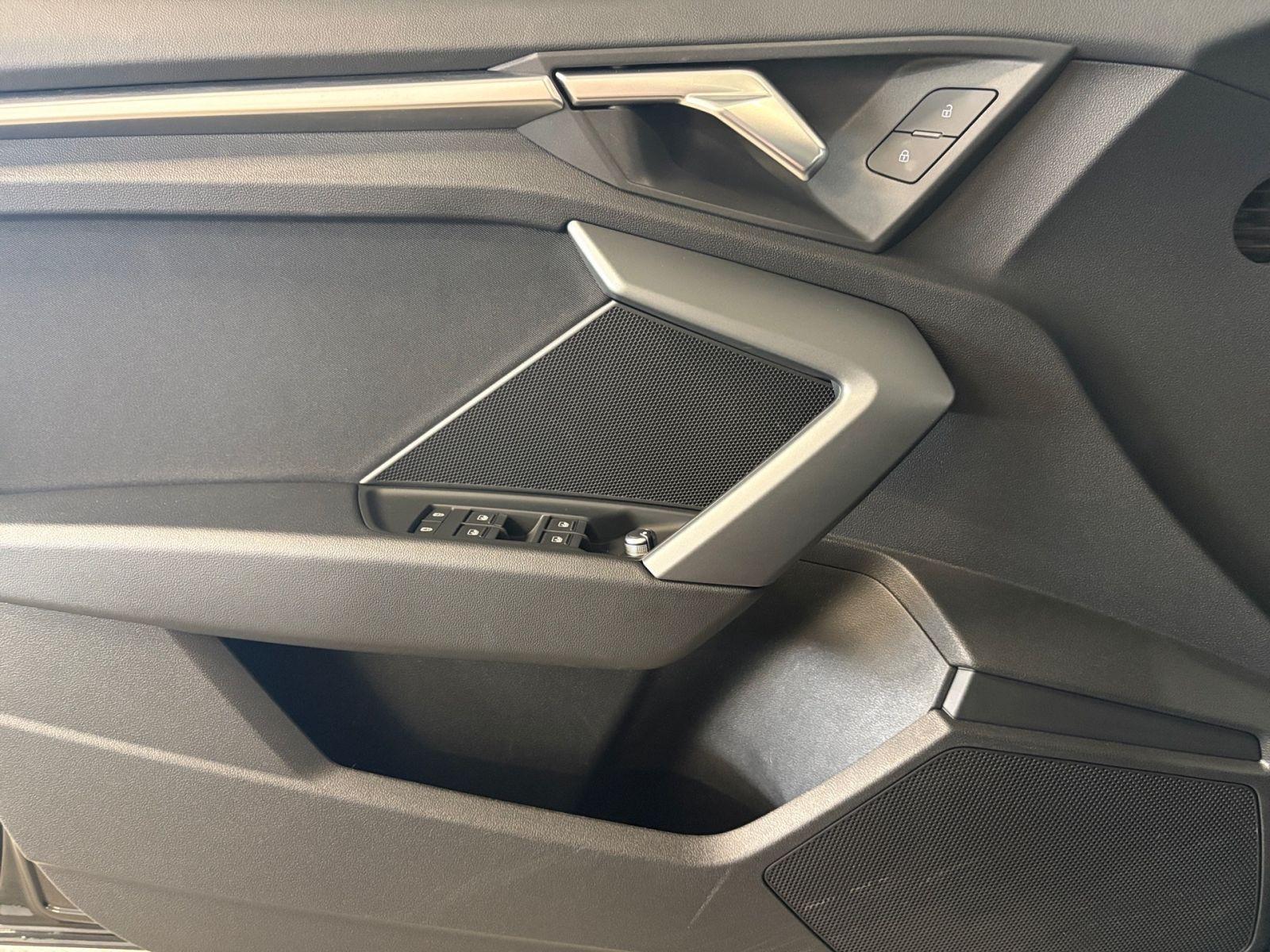 Audi A3 Sportback 30 TFSI S tronic Navi Tempomat DAB, миниатюра 7