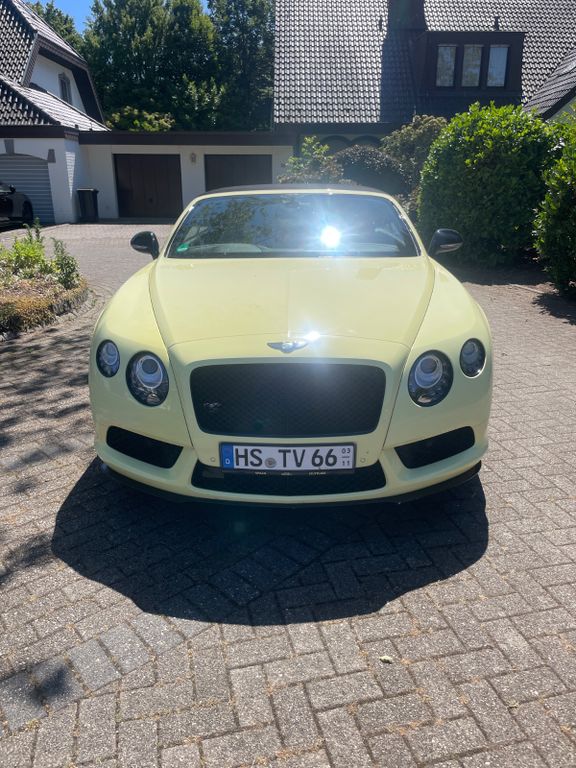Image of Bentley Continental GTC