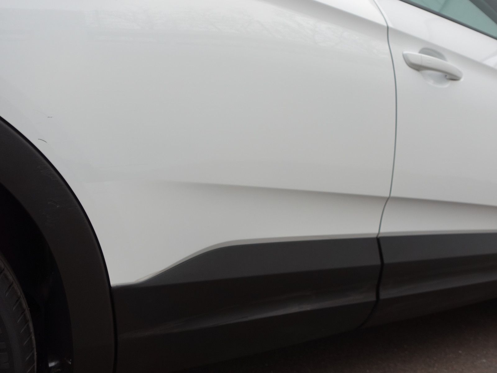 Fahrzeugabbildung Opel Grandland X 1.2 Elegance Kamera,LED,Navi,PDC,SHZ