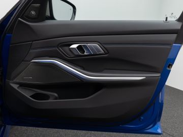 Fahrzeugabbildung BMW M340d xDr Tour M Sport ACC HUD Kamera 360°