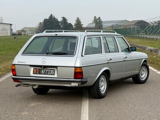 Mercedes-Benz Mercedes 200T 5 marce Aria Tetto Ap.