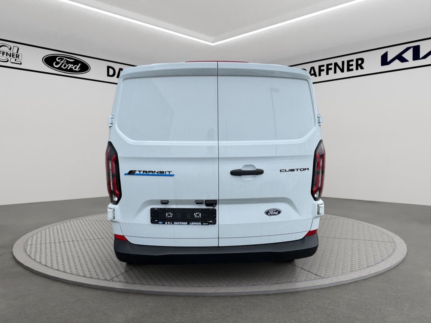 Fahrzeugabbildung Ford Transit Custom Kasten E 320 L1 Trend RWD Navi LE