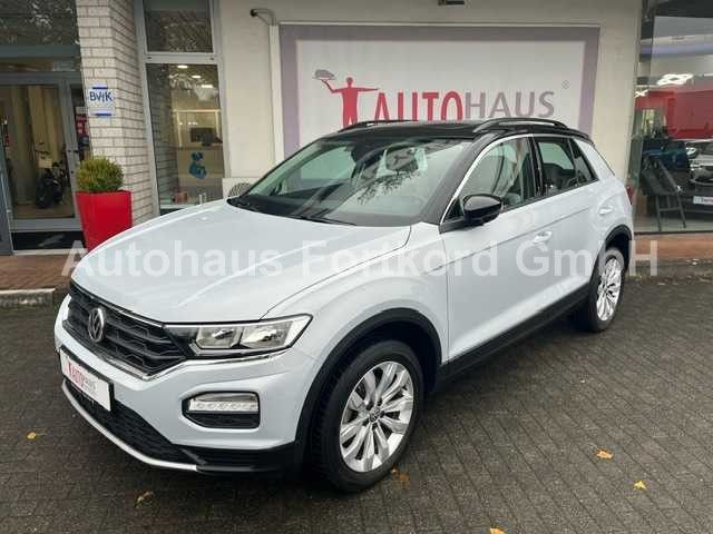 Volkswagen T-Roc 1.5 TSI Style - DSG - Pano, AHK, Leder, LE