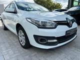 Renault Megane III Grandtour 1.5L 81KW *AHK*NAV*GJR* - gebrauchte Renault Megane aus dem Jahr 2014