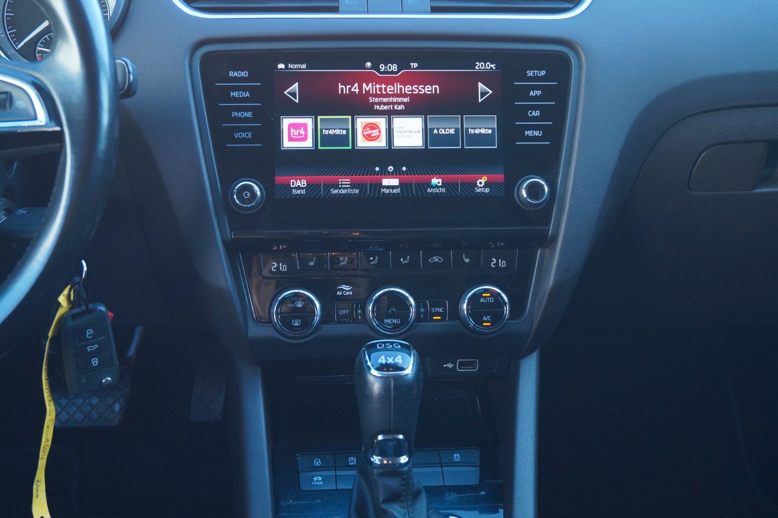 Fahrzeugabbildung SKODA Octavia Combi Scout 4x4 *TÜV, Inspektion neu