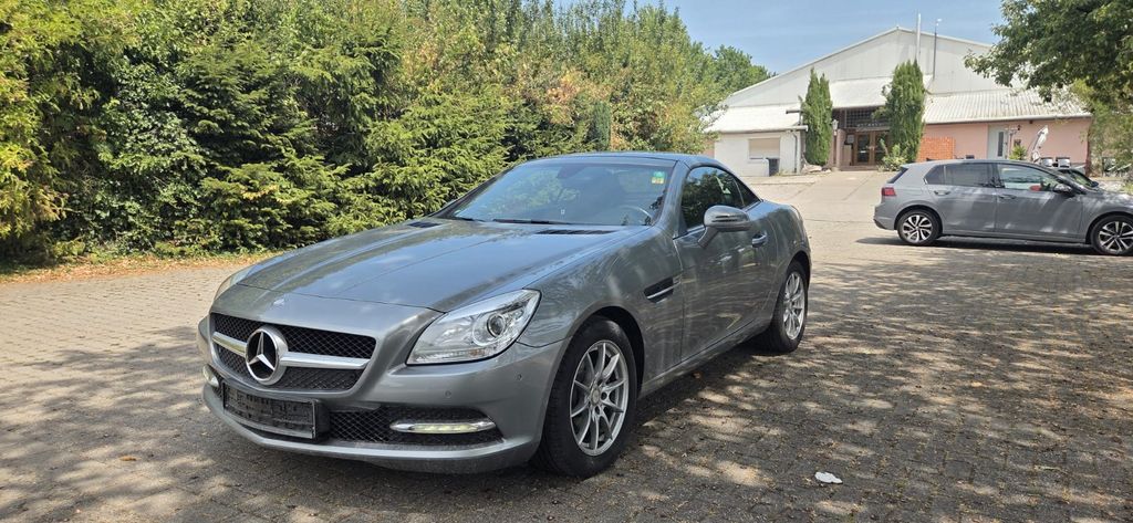 Mercedes-Benz SLK 200