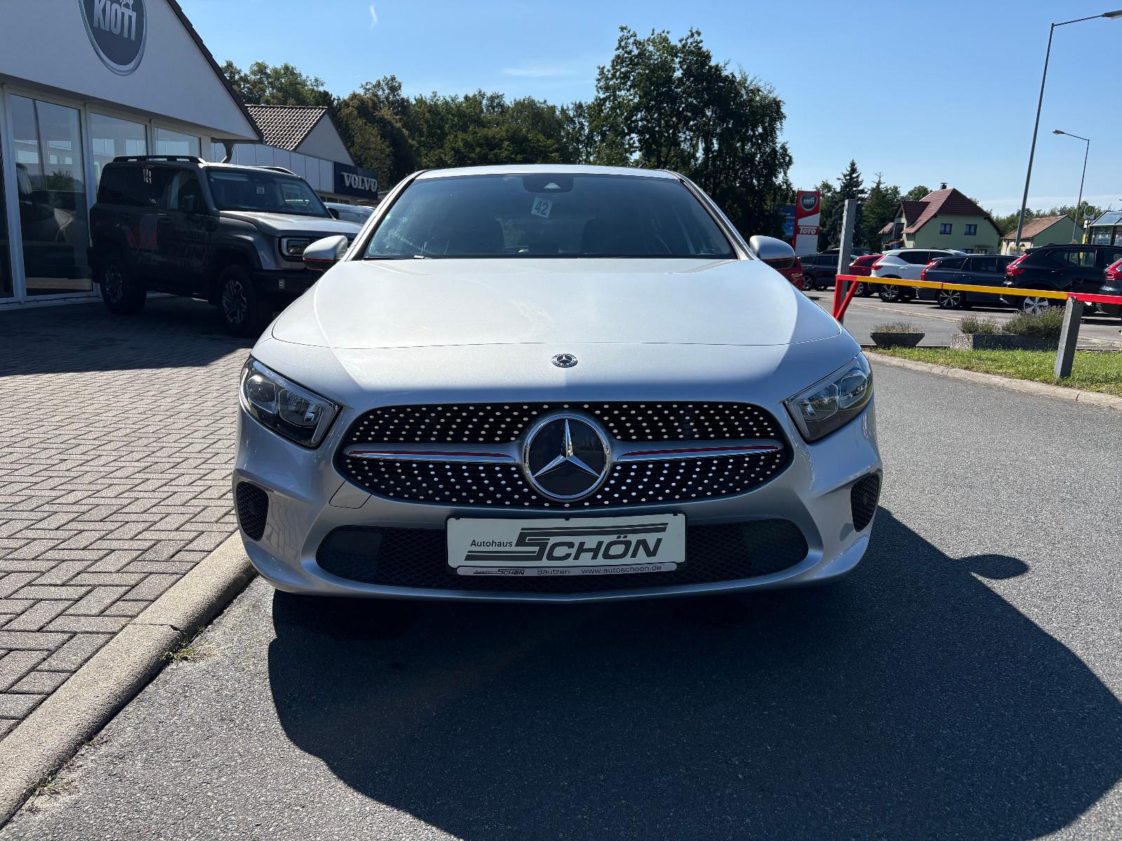 Mercedes-Benz A 200 Progressive